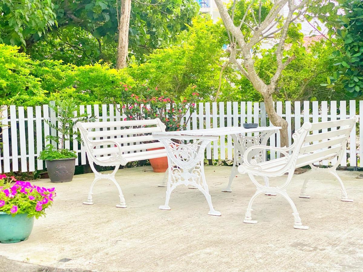 墾丁 獨棟山水心旅棧 Bed & Breakfast エクステリア 写真